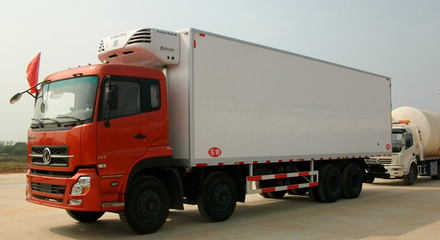 河北張家口廠家專業(yè)銷售垃圾車、灑水車、冷藏車，聯(lián)系電話 13997858099